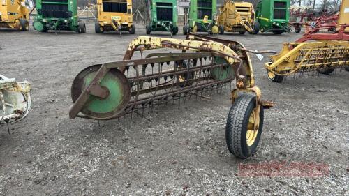 John Deere Side Delivery Rake