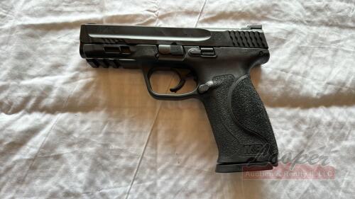 Smith and Wesson M&P 9