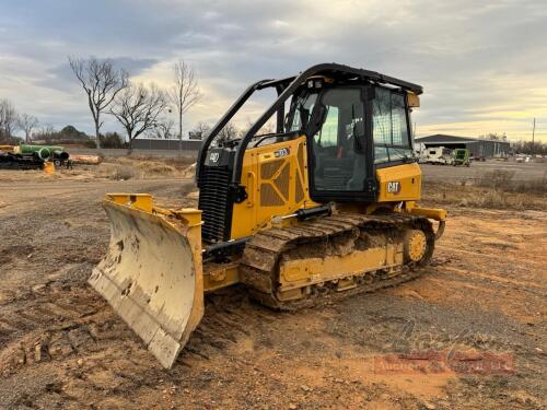 CAT D3 Dozer