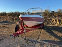 2006 Chaparral 204 Ski Boat