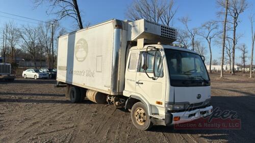 Nissan 20 Foot Reefer Straight Truck