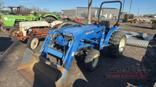 New Holland TC30 Tractor