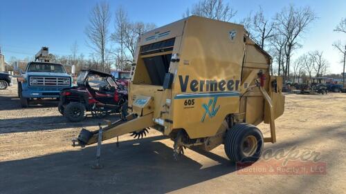 Vermeer 605 XL Baler