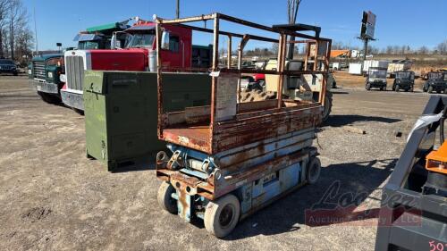 Utility Scissor Lift